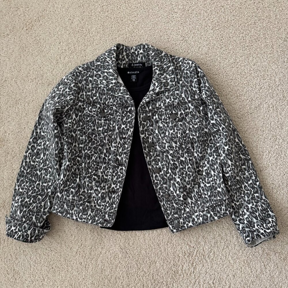 Leopard Print Stretch Denim Trucker Jacket.  Animal Print.  Size small